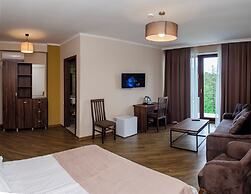 Hotel Resolute
