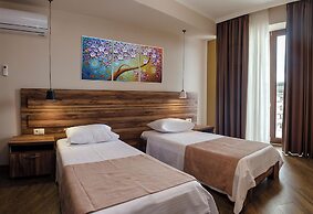 Hotel Resolute