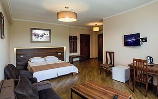 Hotel Resolute