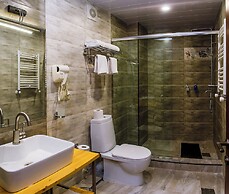 Hotel Resolute