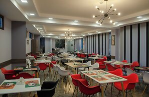 Hotel Resolute