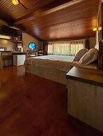 Tare Suites Urla