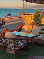 Tare Suites Urla