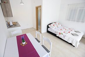 Apartments Kapetan