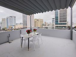 LE'S HOTEL & APARTMENT