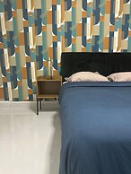 CYRUS HOTEL-HOUSE