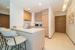 Designer 1BR Apt Fully Equipped