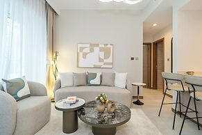 Designer 1BR Apt Fully Equipped