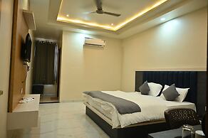 Hotel Dinanath