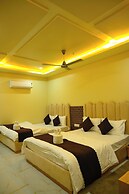 Hotel Dinanath