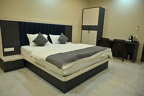 Hotel Dinanath