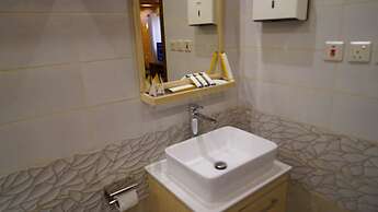 The Land Villas Ammaria
