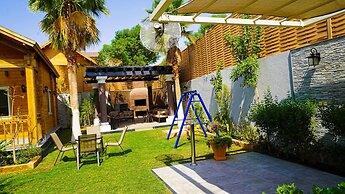 The Land Villas Ammaria