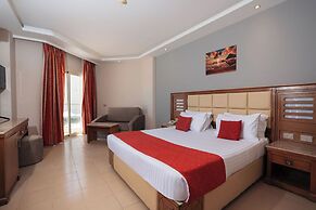 SUNRISE Serano Aqua Park Resort