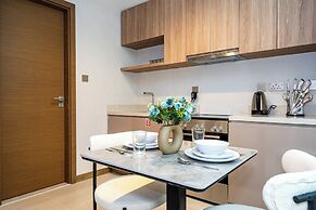 Minimalist Luxe Studio in the City