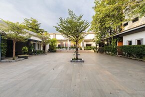 Apartment Green Amazon