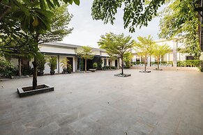 Apartment Green Amazon