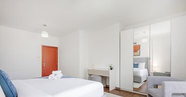 LUX The Murjan Sea View Suite 2