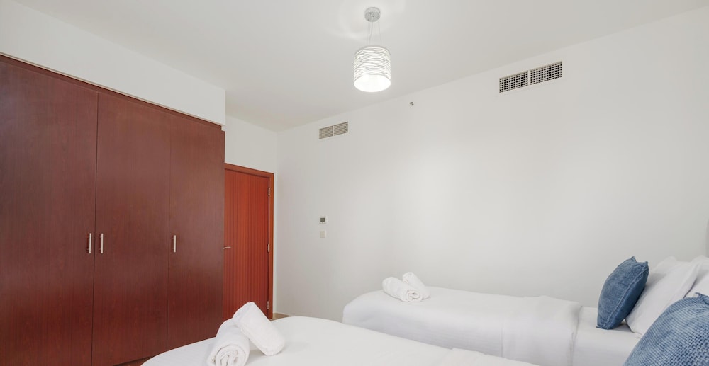 LUX The Murjan Sea View Suite 2