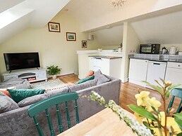 Cuddfan at Swallow Cottage