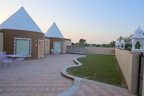 Bikaner Desert Camp & Resort