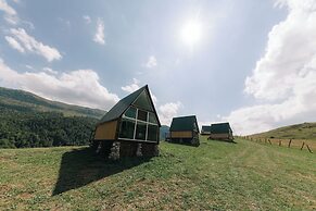 OKON Highlands Cottages & Camp
