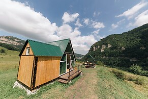 OKON Highlands Cottages & Camp