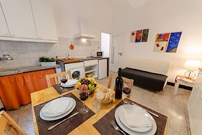 Monterosso Apartments