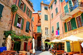 Monterosso Apartments