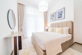 Stunning 2BR Apt – High-Floor with Breathtaking Views