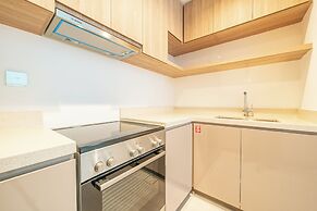 Stunning 2BR Apt – High-Floor with Breathtaking Views
