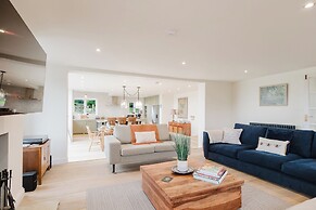 Mulberry Cottage 5BD in Wiltshire