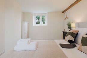 Mulberry Cottage 5BD in Wiltshire