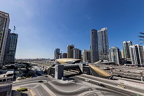 Prime 1BR Global Lake View Mins Metro
