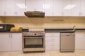Spacious 4BR in Horizon Tower Marina