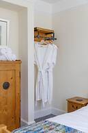Apartment in Brighton Near the Beach