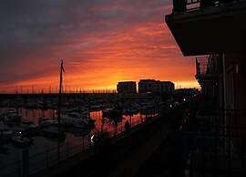 Apartment in Brighton Near the Beach