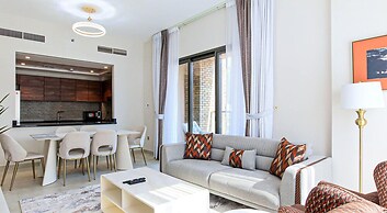 Bright Spacious 2BR with Maids