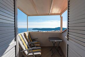 Apartment Blue Horizon