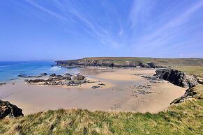 Cottage in Cornwall Near Porthcothan Bay