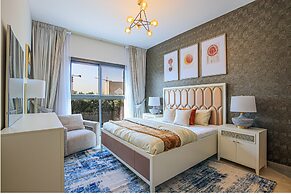 Luxurious 2BR Maids Eleganz Apt