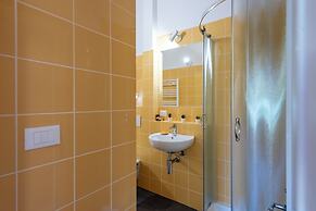 Vernazza Apartments