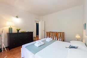 Vernazza Apartments