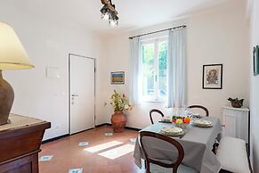 Vernazza Apartments