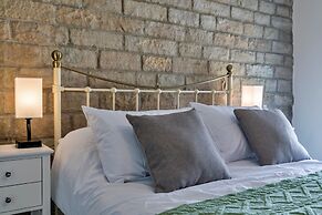 Cottage in New Mills Near Peak District