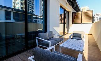 Modern 1BR Living in Oakley Square