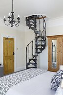 Apartment in Brighton Near Brighton Beach