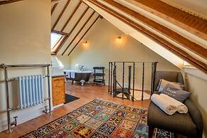Apartment in Brighton Near Brighton Beach