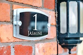Netley Hall - Jasmine