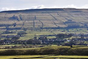 Cottage in Hawes Near Yorkshire Dales Trails